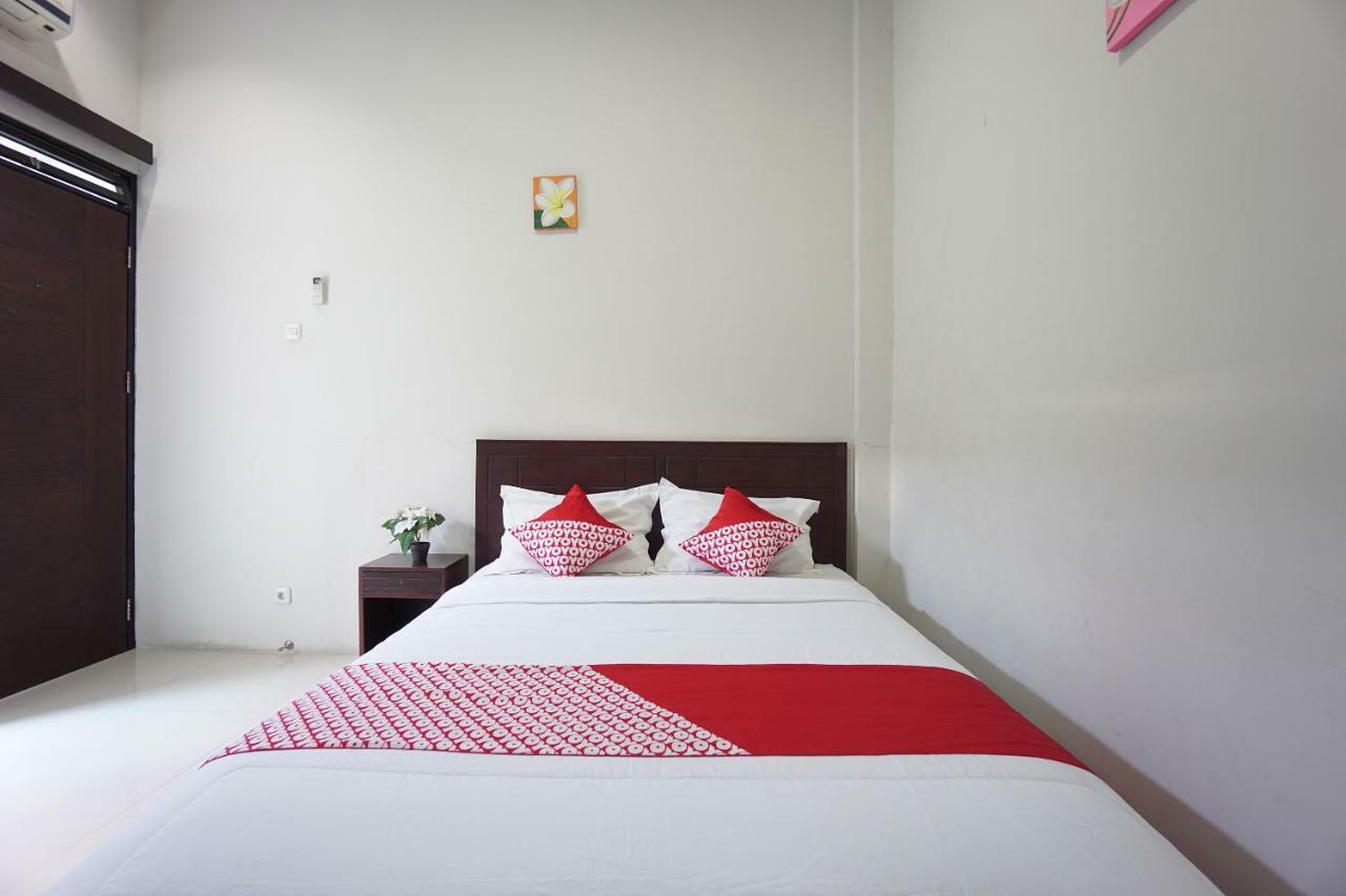 โอโย 1236 เอลิต เรสซิเดนซ์ Hotel มานาโด ภายนอก รูปภาพ
