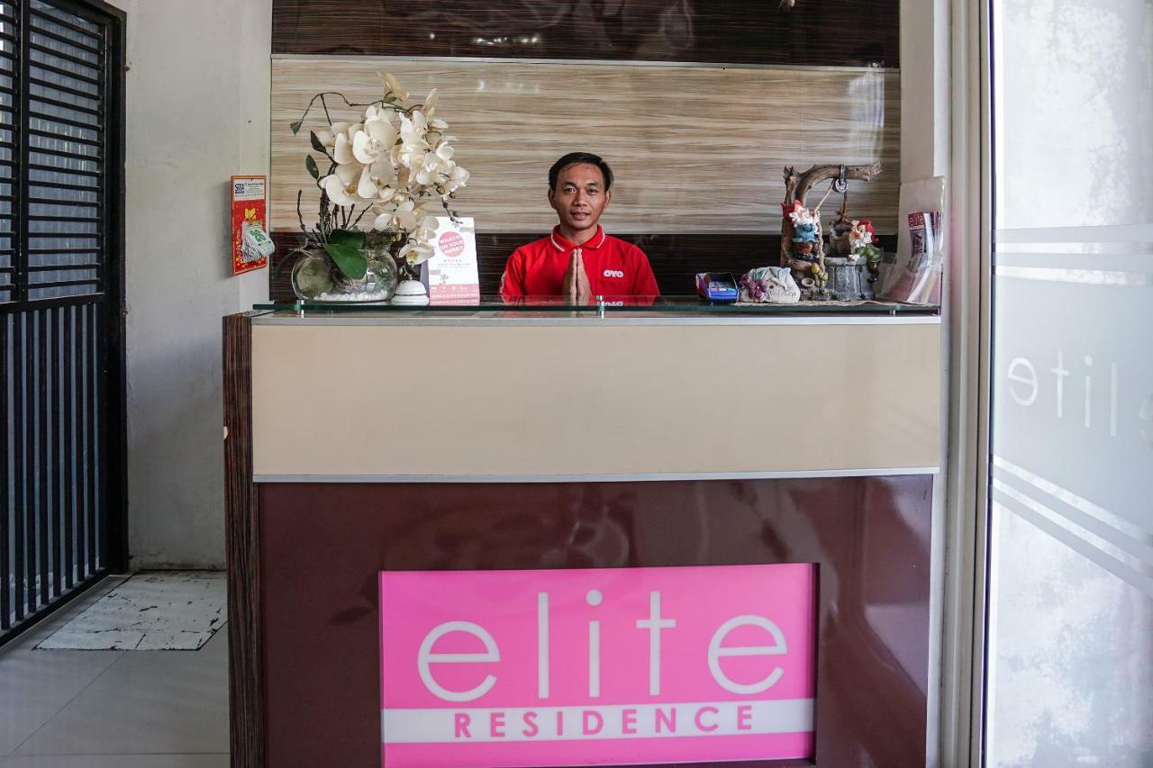 โอโย 1236 เอลิต เรสซิเดนซ์ Hotel มานาโด ภายนอก รูปภาพ